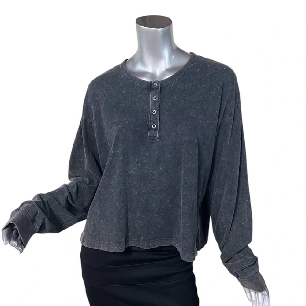 PINK Victoria’s Secret Women’s XL Grey Cotton Tee Boxy Henley T Shirt